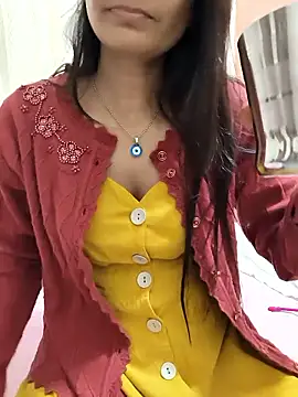 Shalu_G's cam snapshot