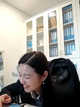 ialnuyoa_h's cam snapshot