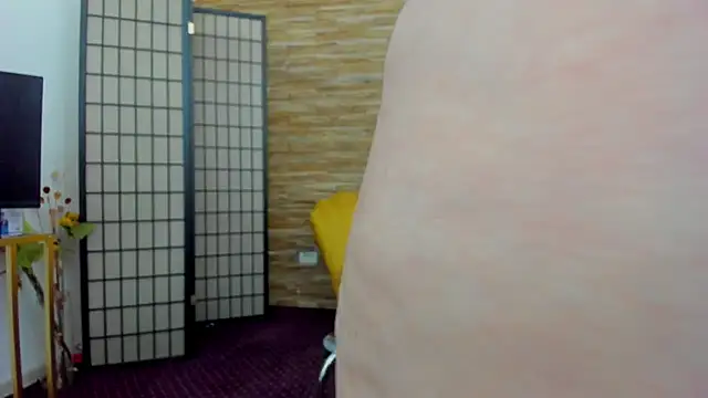 AishaRouhi's cam snapshot