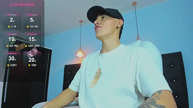 Lobo_17_'s cam snapshot