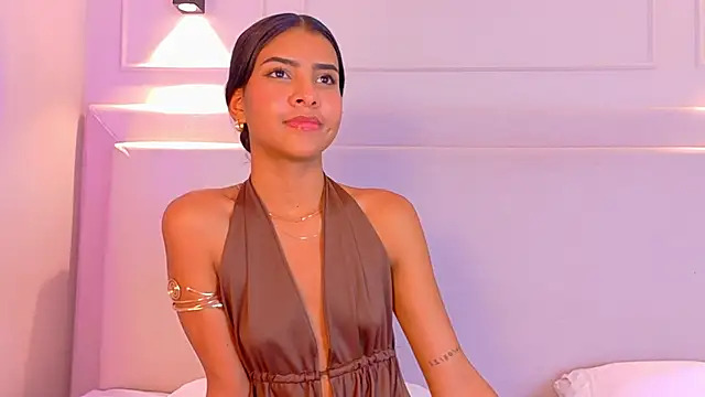 NaomiKlarc's cam snapshot