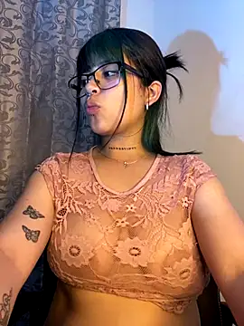 VIOLET_EF's cam snapshot