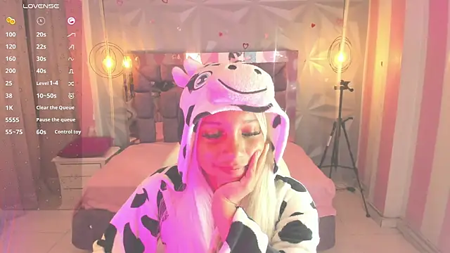 Saloome_collins's cam snapshot