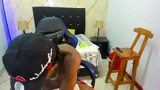 maikol_monstercock's cam snapshot