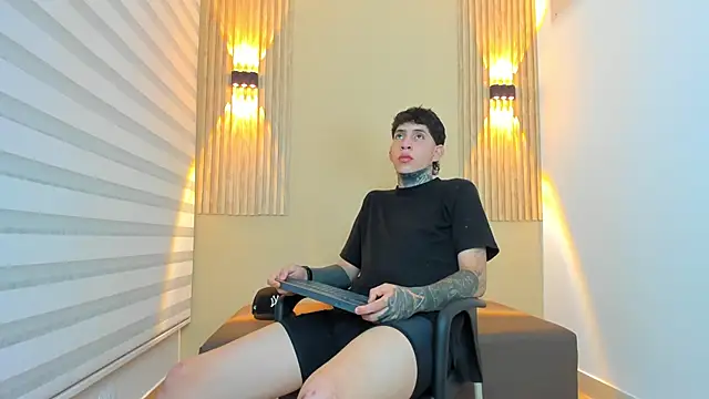 DANTE_ARMSTRONG's cam snapshot