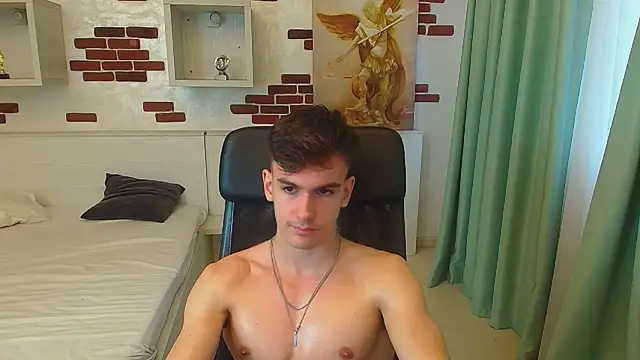 BradyFlint's cam snapshot