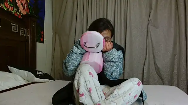 MINI_Petite's cam snapshot