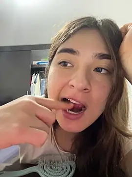 Valentina_ro live sex cam