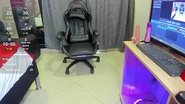 MilfBrenda's cam snapshot