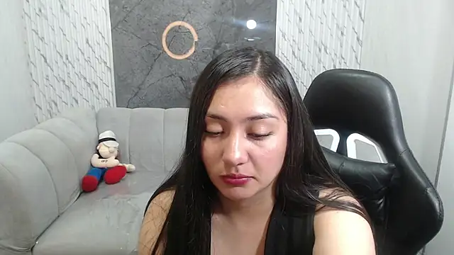 Ivony18_b's cam snapshot