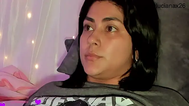 lucy26_'s cam snapshot