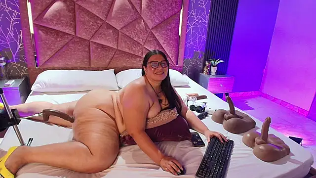 Amanda-Cruz's cam snapshot