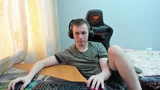 iliaskrislove live sex cam