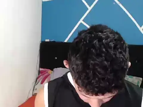 damiansexyboy69's cam snapshot