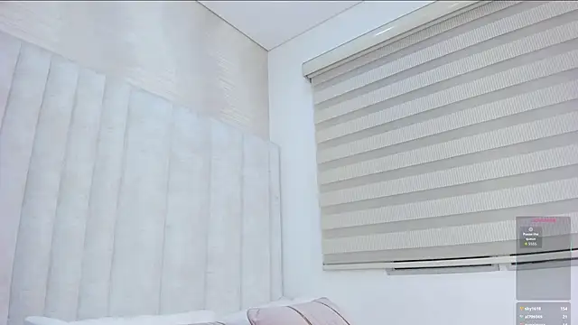 im_giselle_'s cam snapshot