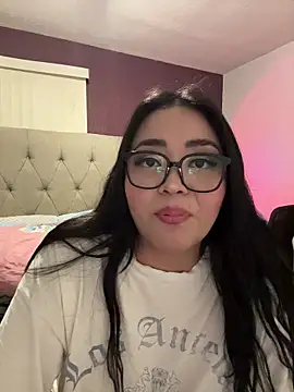 MyHoneyFrida's cam snapshot