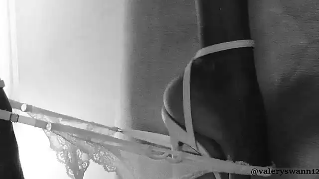 Valery_Swan1's cam snapshot