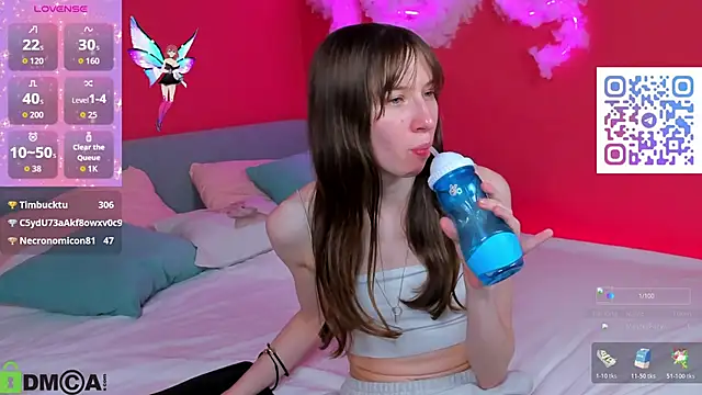 Lisbeth__Salander's cam snapshot