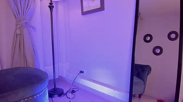 Violetta_Nur's cam snapshot