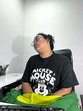 angela_angels_'s cam snapshot