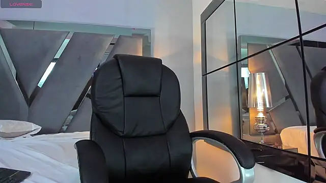 Abril_monroe_ live sex cam