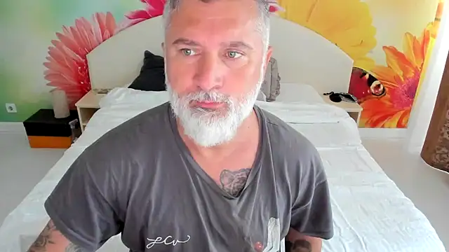 BlowMyXXL's cam snapshot