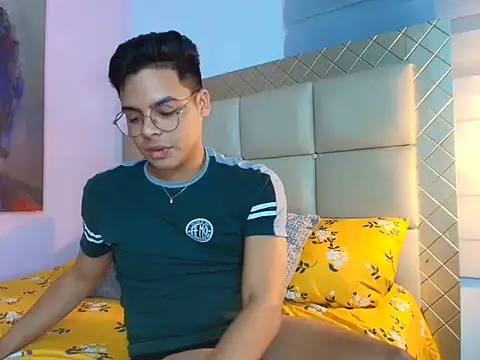 stewart_mateo_'s cam snapshot