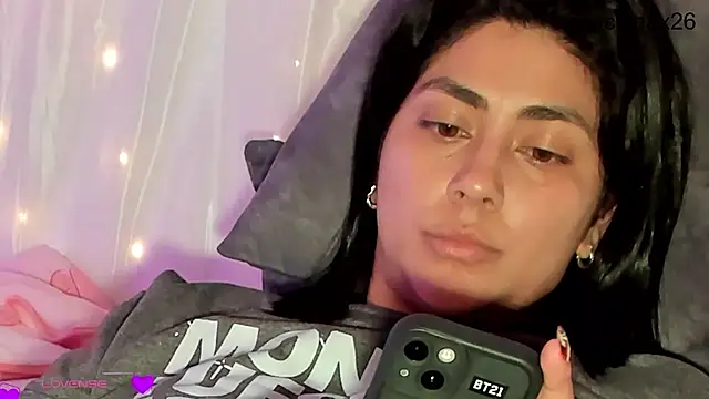 lucy26_'s cam snapshot