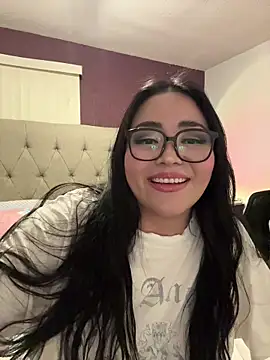 MyHoneyFrida's cam snapshot