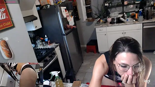 KierBearKisses's cam snapshot