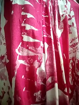 Priyajaanbaby's cam snapshot