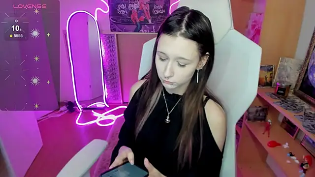 AmamiDark's cam snapshot