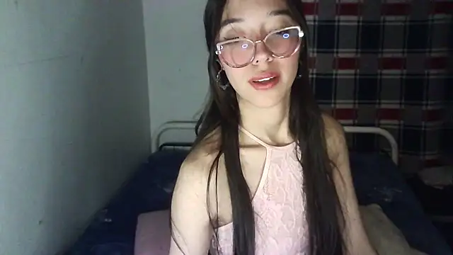 Mikha_Ela's cam snapshot