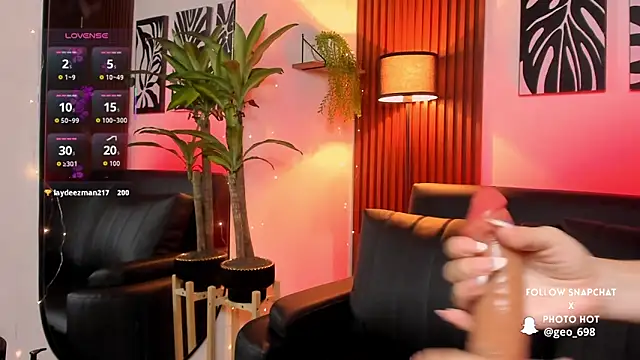 Georgina_caruso's cam snapshot