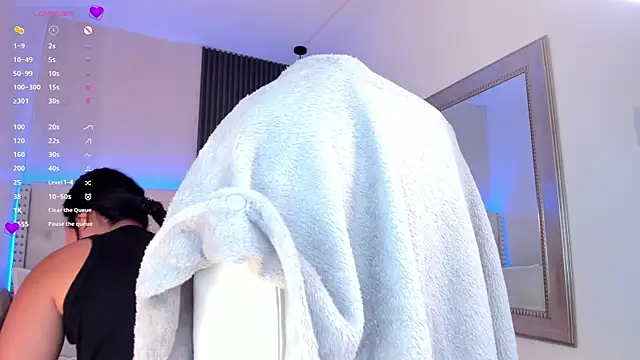 aliscollins_'s cam snapshot