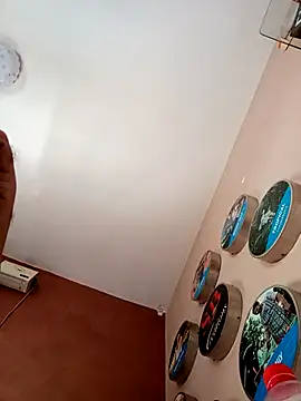 daddy_lip's cam snapshot