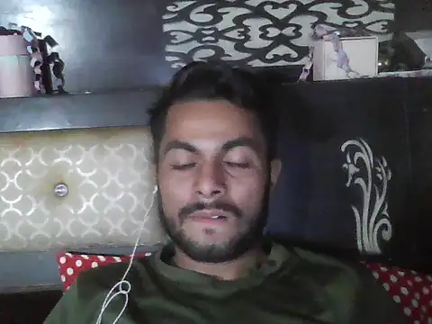 Stubborndesiboy's cam snapshot