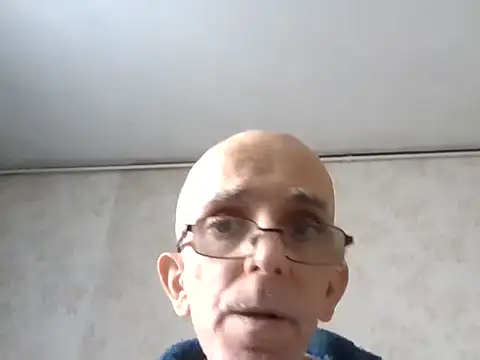 mariusica1@xh's cam snapshot