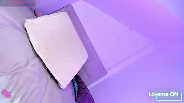 VictoriaVX live sex cam