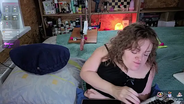 MiniNatalie's cam snapshot