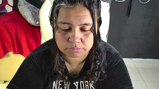 serenamystsh's cam snapshot