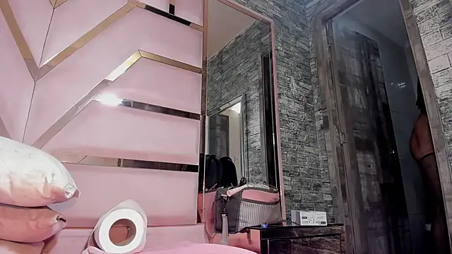 Danny_Luxx live sex cam