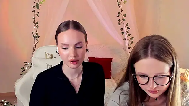 MishkaMe live sex cam