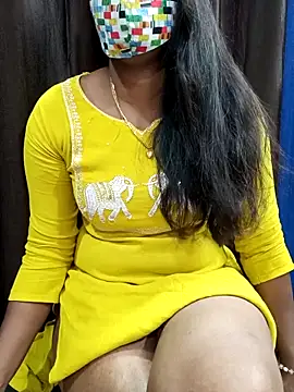 kruthika-telugu's cam snapshot