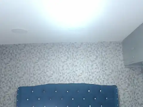 CrisstalPink's cam snapshot