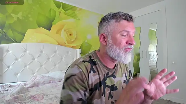 BlowMyXXL's cam snapshot