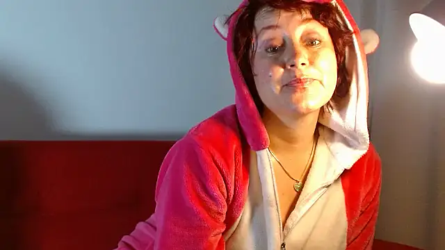 ulianova_pedraza's cam snapshot