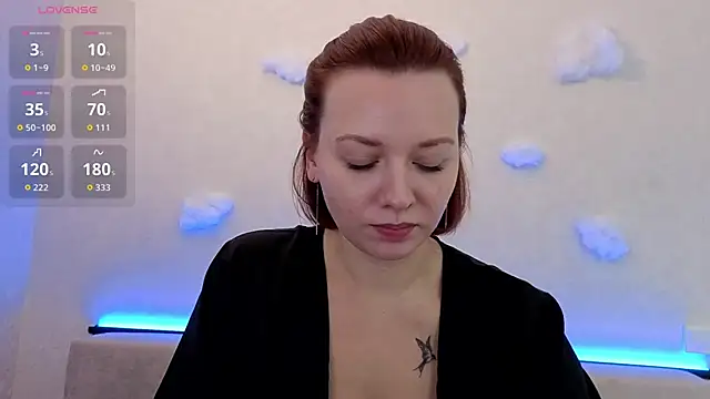 Sladkaya_2025's cam snapshot