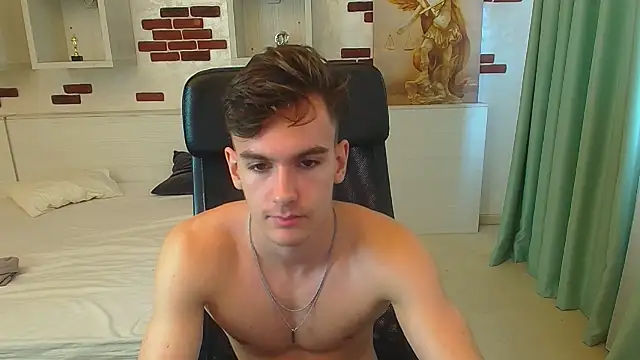 BradyFlint live sex cam