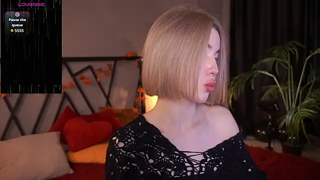 LindaThacker's cam snapshot